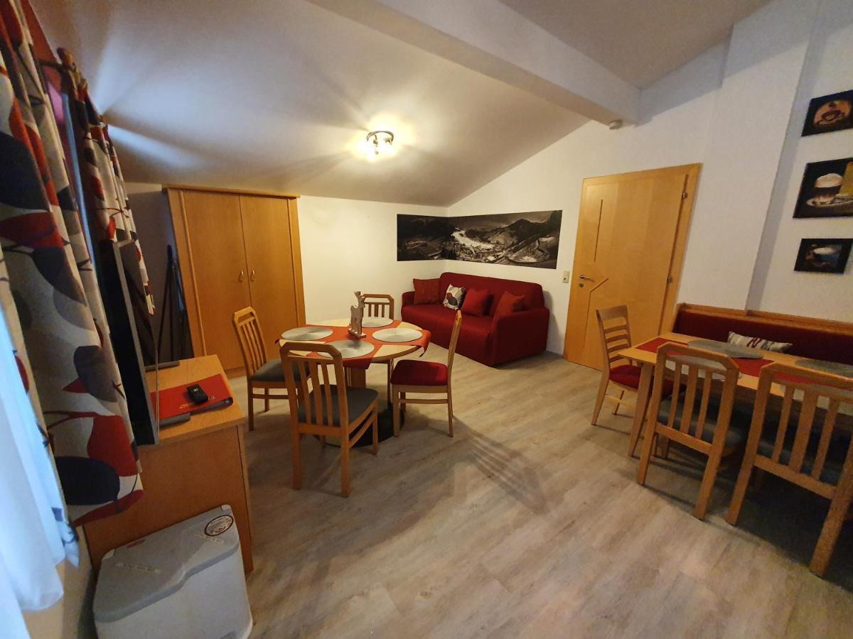 Glemmy Appartements Inkl Sommercard Viehhofen Luaran gambar