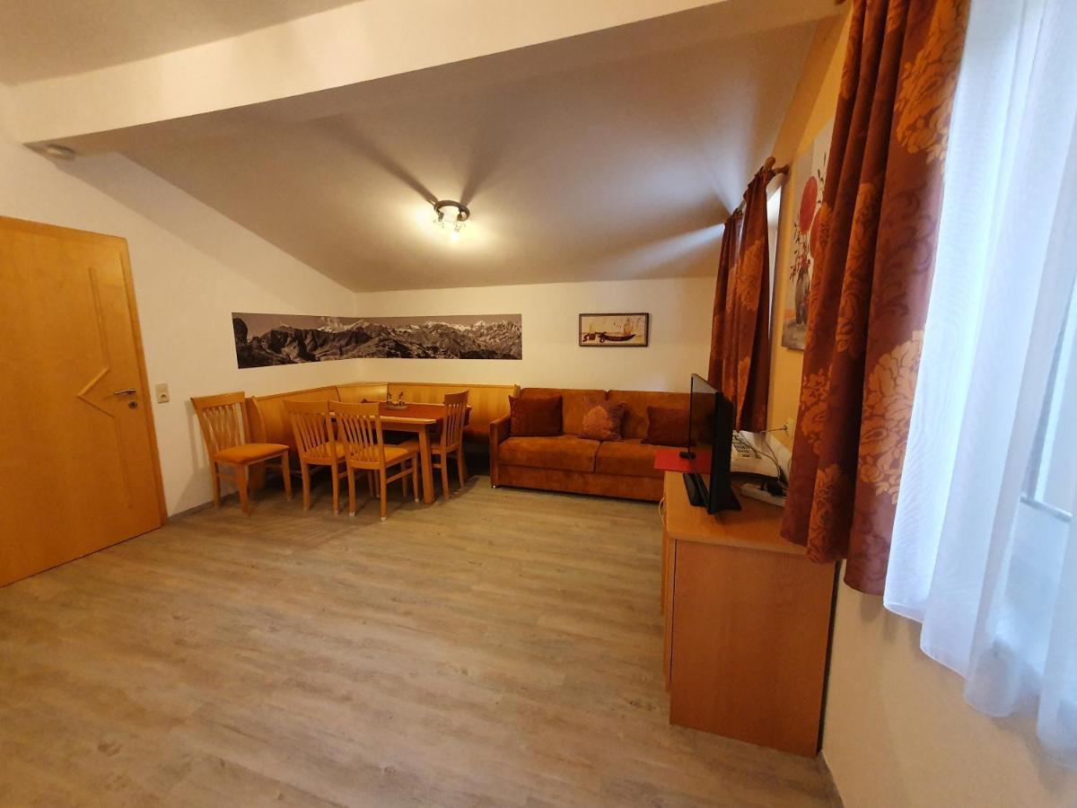 Glemmy Appartements Inkl Sommercard Viehhofen Luaran gambar