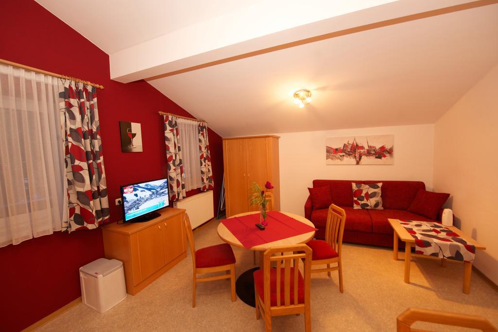 Glemmy Appartements Inkl Sommercard Viehhofen Luaran gambar